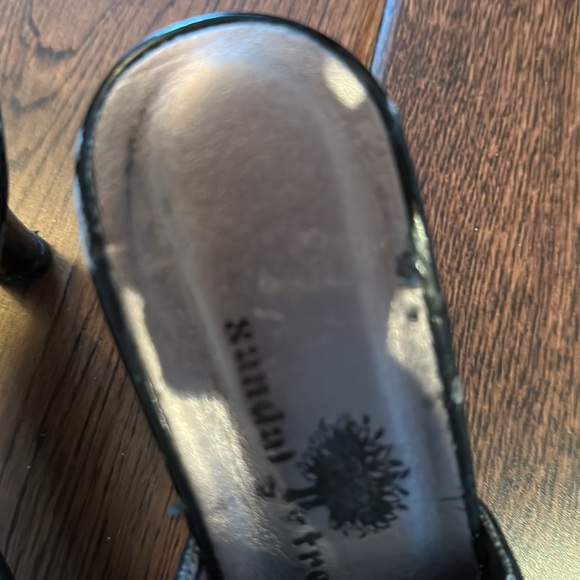 Women’s Beaded Evening Slides - Picture 7 of 7